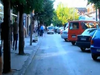 VIDEO E GRABITJES SI U VODH ARGJENDARIA NE QYTETIN E DIBRES SE MADHE NGA SHQIPTARET LAJM