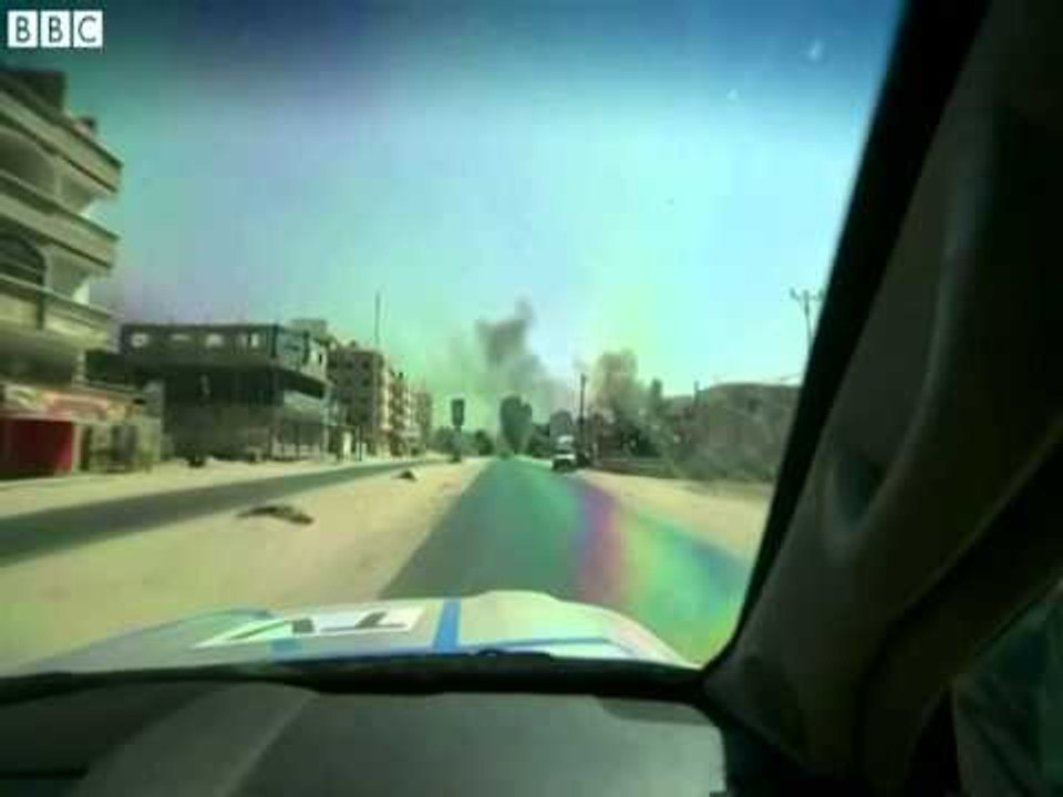 GAZA,SERISH VIKTIMA DHJETRA TE VRARE,USHTRIA E IZRAELIT SULMON NJE STREHIM TE OKB LAJM