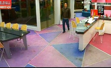 BBMex Rox é abracada pelo irmao P1 - 25.11.2015