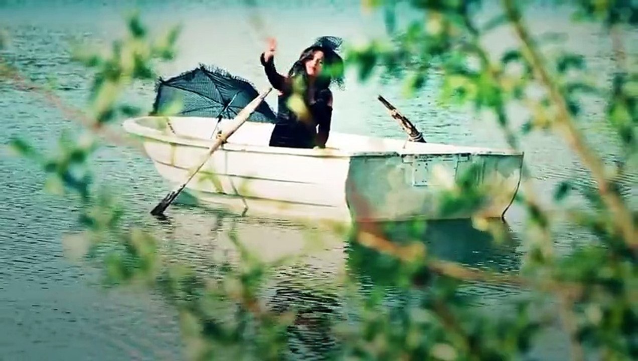 Deniz Toprak - Sarıl Bana