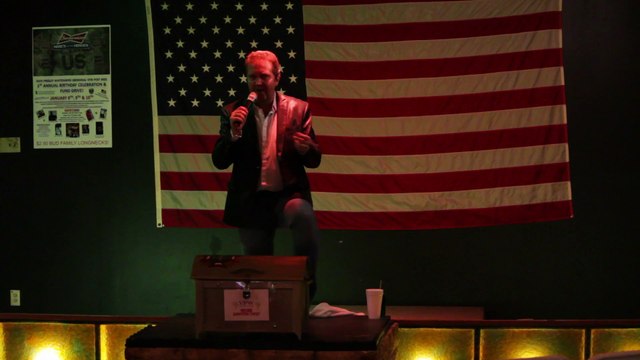 Colin Paul sings 'I Got Lucky' Elvis Presley Memorial VFW 2015