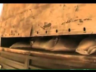 KTHEHET MBRAPSHT NGA UKRAINA KARVANI ME QINDRA KAMIONE RUS I NDIHMAVE HUMANITARE LAJM mpg