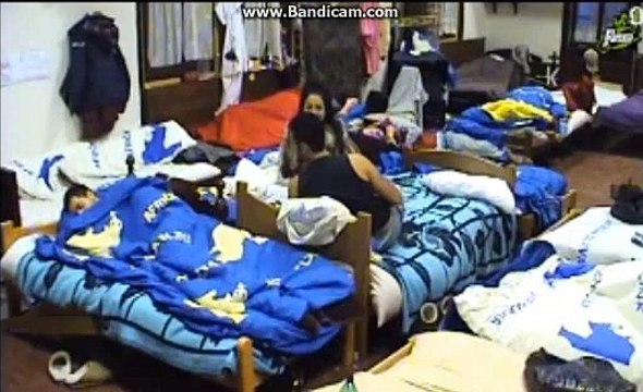 Maja Aci: Tamara treba da ti vrati tvoje ja iz njene ribice :) - Farma 6 - (27. 11. 2015)