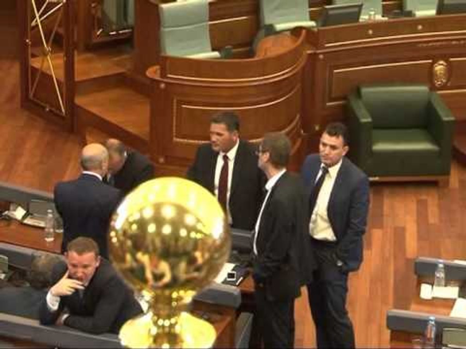 PDK POHON SE I KA VOTAT PER KREUN E KUVENDIT REAGON EDHE LDK E ISA MUSTAFES LAJM