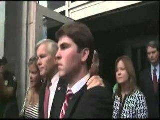 ISH GUVERNATORI I VIRXHINIAS E GRUAJA E TIJ RREZIKOJNE DENIME TE MEDHA PER RRYSHFET LAJM