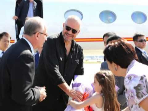 KRYEMINISTRI EDI RAMA MBERRIN PER NJE VIZITE ZYRTARE NE REPUBLIKEN E KINES LAJM