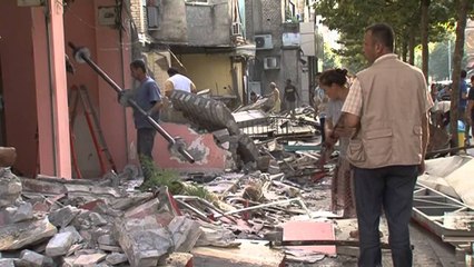 INUK LIRON HAPESIRAT PUBLIKE