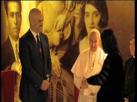 ATI I SHENJTE LARGOHET MBREMJEN E SE DIELES NGA TIRANA PAS VIZITES 11 ORESHE NE SHQIPERI LAJM