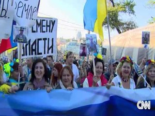 MARSHIM PROTESTE NE MOSKE KUNDER POLITIKAVE DHE LUFTES SE PUTIN NE UKRAINE LAJM