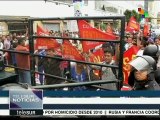 Trabajadores peruanos son reprimidos durante manifestación pacífica