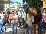 STUDENTET E PRIVATEVE NUK GJEJNE DOT ZGJIDHJE HUMBIN VITET E SHKOLLES DHE GJITHE PARATE LAJM