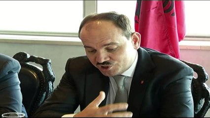 PRESIDENTI NISHANI NE HAPJEN E SESIONIT TE OKB-SE