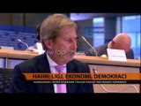 Hahn: Ligj, ekonomi, demokraci - Top Channel Albania - News - Lajme