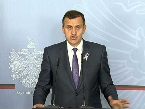 MINISTRI I SHENDETESISE BEQAJ LAJMERON RRITJEN ME 20 LEKE TE ÇMIMIT TE AKCIZES PER DUHANIN LAJM