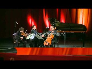 Përfundon “Different Trains 3” - Top Channel Albania - News - Lajme