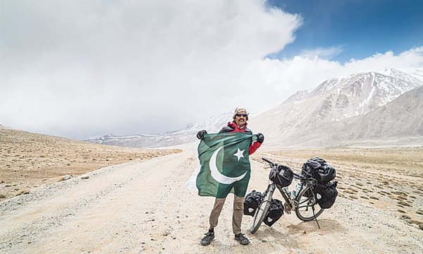 Kamran's Journey : Cycling from Germany to Pakistan.