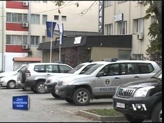 KOSOVE,POLICIA AKSION KUNDER KORRUPSIONIT, NDALOHEN 9 ZYRTARE ABUZUAN ME ILAÇET LAJM