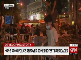 PERLESHJE NE HONG KONG MES MBESHTETESVE TE KAMPEVE KUNDERSHTARE HIQEN BARRIKADAT LAJM