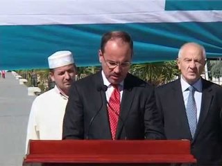 NISHANI DEKORON AT ZEF PLLUMIN,I QUAN KRIMINALE PERPJEKJET PER REHABILITIMIN E HOXHES LAJM