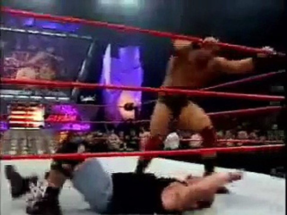 WWE STEVE AUSTIN VS BATISTA
