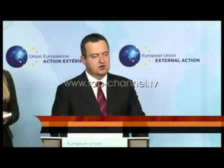 Lamtumira, Ashton takohet me serbët - Top Channel Albania - News - Lajme