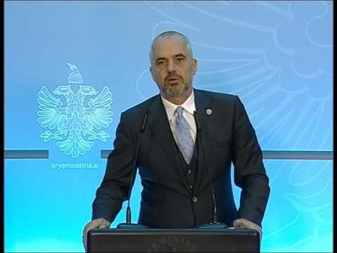 EDI RAMA E QUAN POLITIK VENDIMIN E UEFAS, “MINUS I MADH PERBALLE RACIZMIT E DHUNES” LAJM