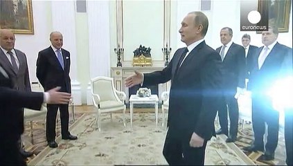 Putin and Hollande agree on greater cooperation over Syrian air strikes