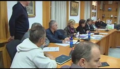 "Πόλεμος" δηλώσεων μεταξύ Συλλόγου εργαζομένων και Δημάρχου Λεβαδέων