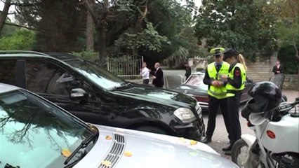 50-VJECARI DENONCON PATRULLEN E POLICISE, ARRESTOHET PER DEKLARIM TE RREME