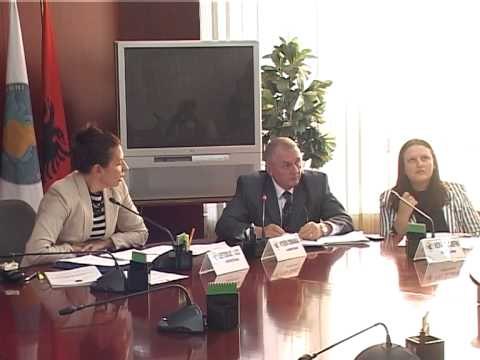 85 NJESI VENDORE TE DJATHTA KERKOJNE REFERENDUM PER NDARJEN E RE TERRITORIALE LAJM