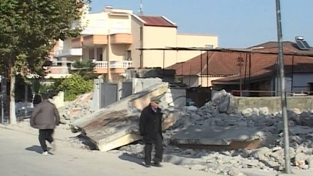 INUK SHEMB NDERTIME PA LEJE NE ELBASAN, AKSIONI VIJON EDHE NE FIER