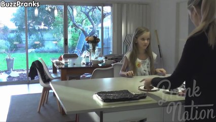 Top 3 Girlfriend vs. Boyfriend Pranks of 2015 BF vs. GF Compilation