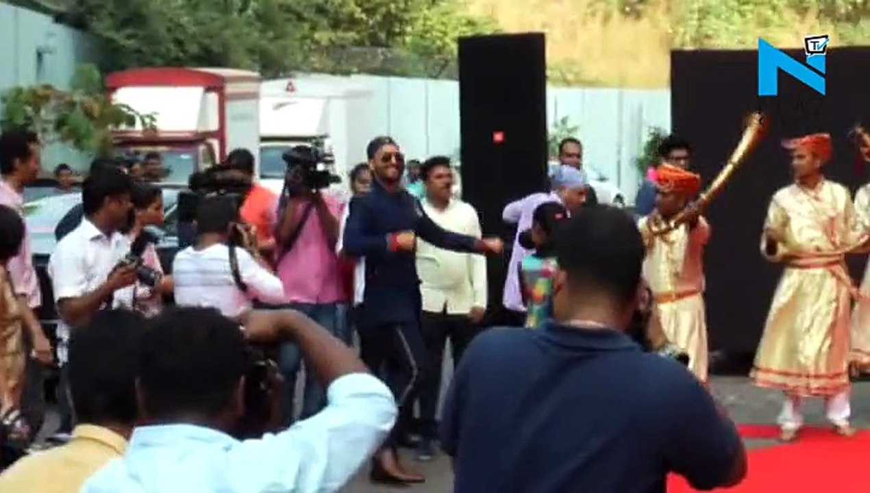 After Amitabh Bachchan, Anushka Sharma goes ‘Bajirao Mastani’ way