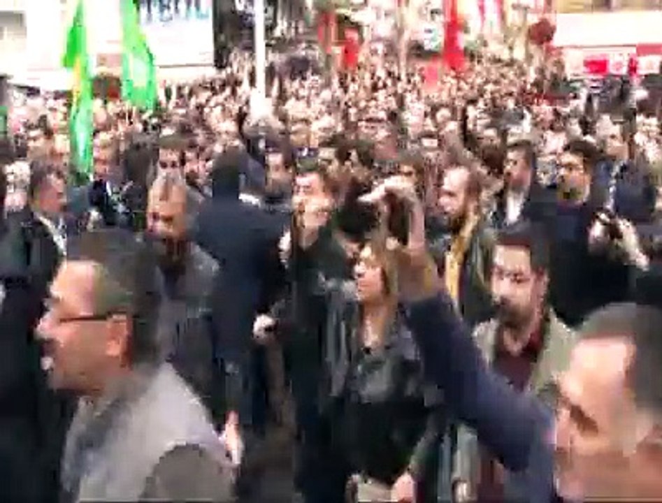 Ankara'da gazeteci ve vekillere polis müdahalesi!