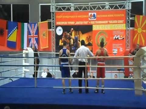 SHQIPERIA FITON GONGUN E ARTE NE BOKS, SPORTISTI I APOLONISE MUND RIVALIN SERB LAJM