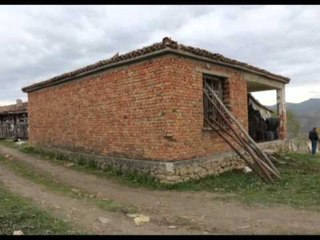POLICIA E FIERIT ZBULON NJE BAZE TE KULTIVIMIT DHE PERPUNIMIT TE KANABASIT,KAPEN 6 VETE LAJM