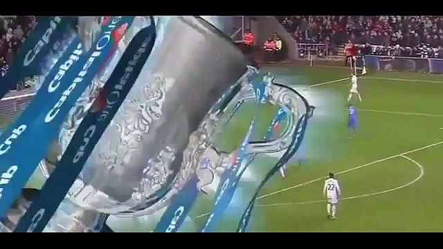 Eden Hazard frappe un ramasseur de balles