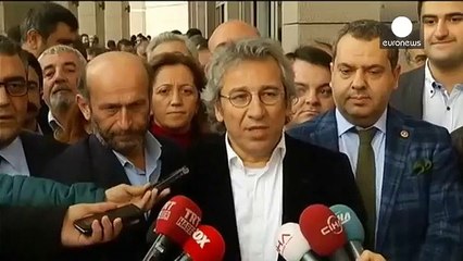 Turkey  two journalists jailed over Syria smuggling reports
