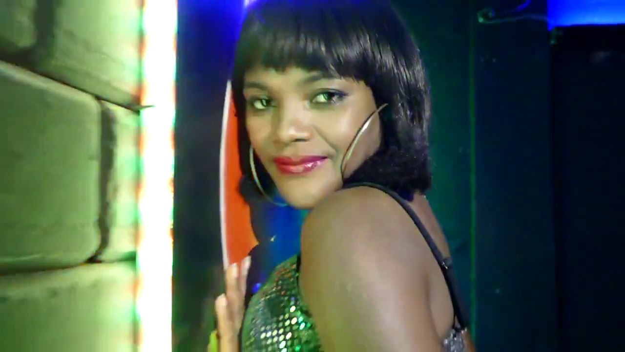 ELIE CYNTHIA  -  On va faire la fête   (gasy HD 2015)