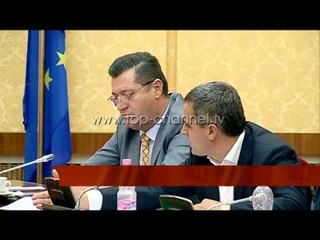 Télécharger la video: Komisioni rrëzon heqjen e akcizës për pijet energjike - Top Channel Albania - News - Lajme