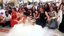 Düğünde Gelin Damat Oyun Atışması Süper Çekişmeli Eğlenceli Türk Düğünü