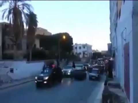 ISIS SHFAQET NE QYTETI DERNA TE LIBISE TASHME NE NJE VEND ME DALJE NE MESDHE LAJM