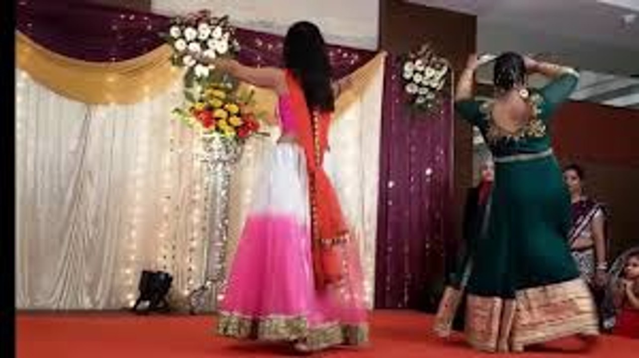 Indian Wedding Dance performance On ( Dhol Bajay )