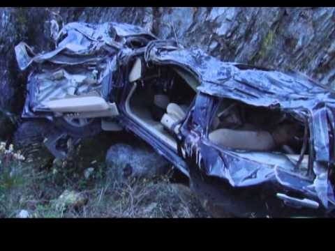 AKSIDENT I RENDE ME DY TE VDEKUR DHE DY TE PLAGOSUR RENDE NE RRUGEN E KOMANIT LAJM