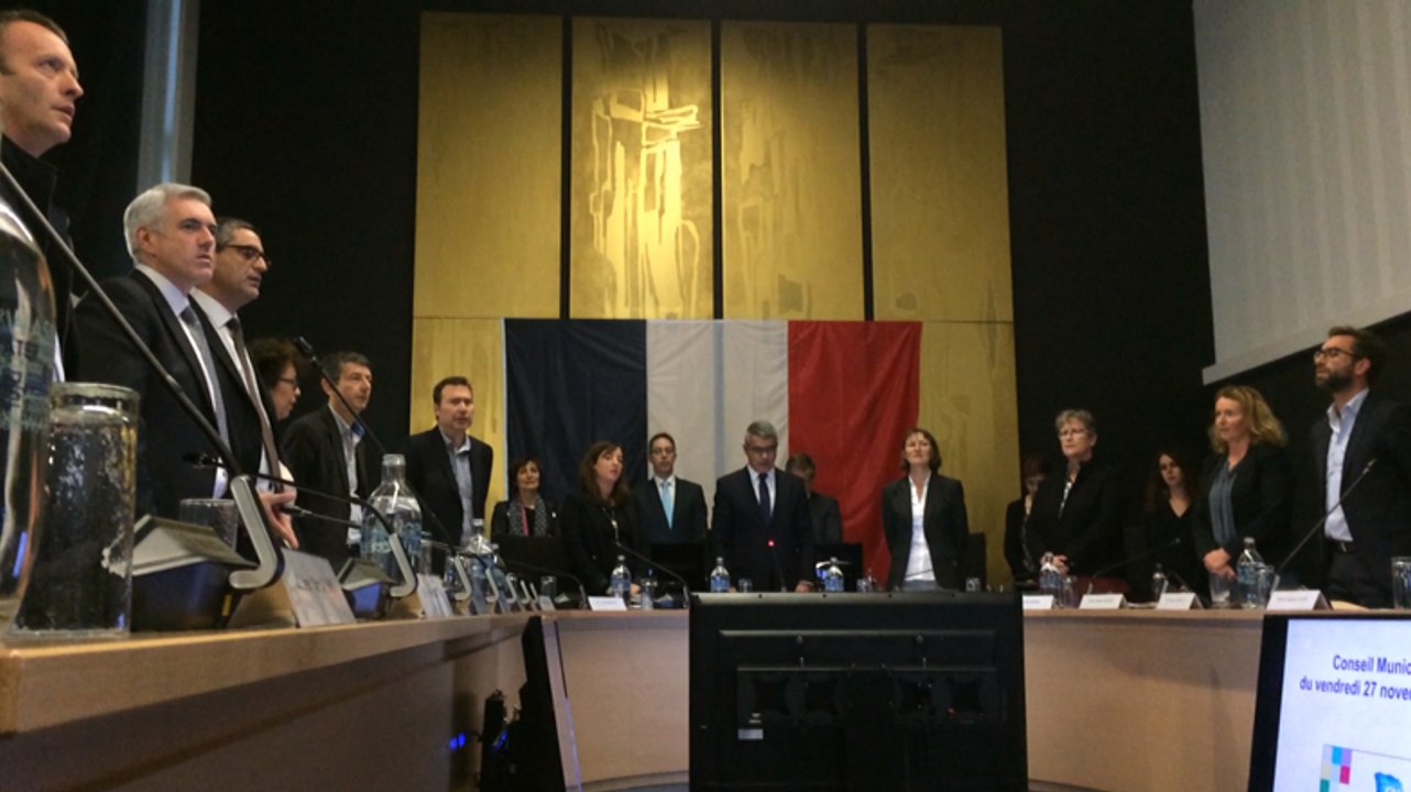 Hommage aux victimes des attentats