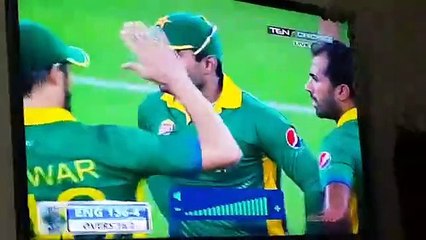 Umar Akmal Pulls Off A Screamer