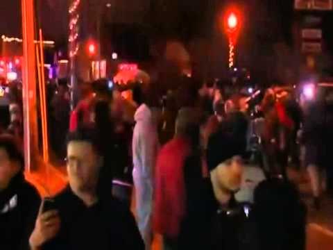 GJENDJE E JASHTEZAKONSHME NE FERGUSON PAS MOSGJYKIMIT TE POLICIT QE VRAU TE RIUN LAJM