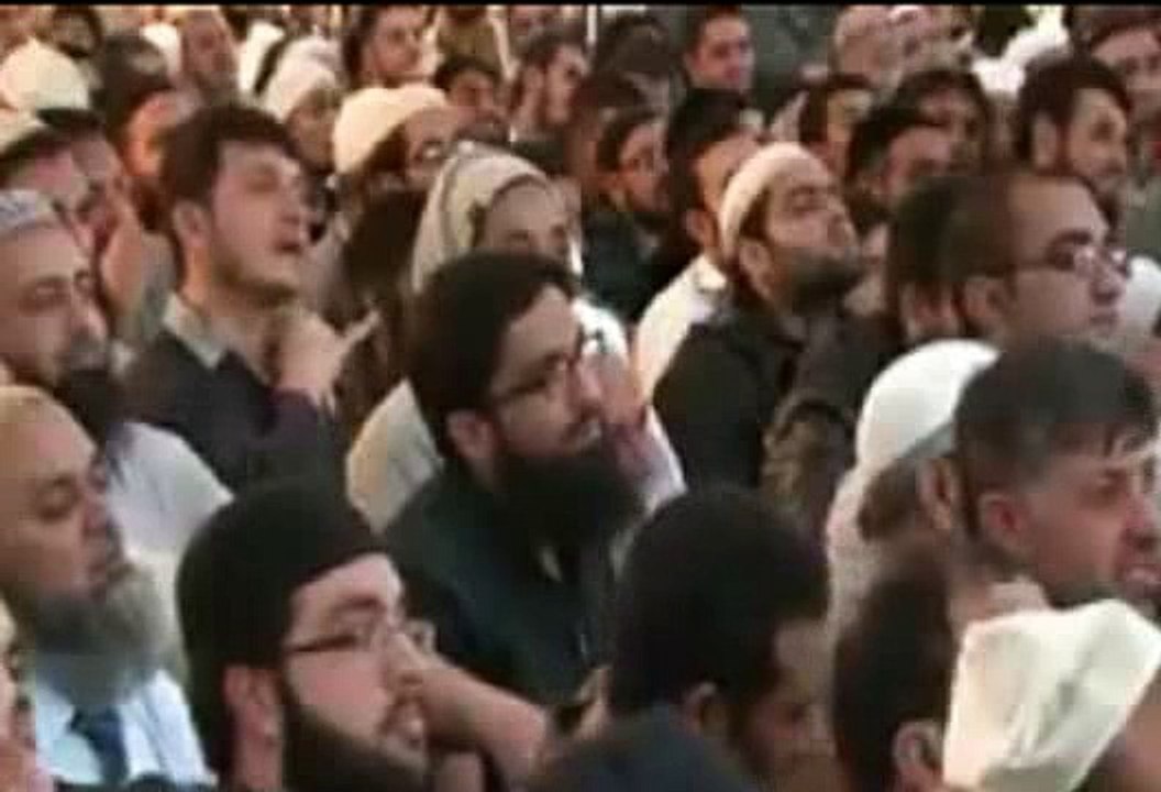 Funny when bollywood Hero Amir Khan Met with Molana Tariq Jameel