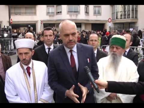 DUARTROKITJE DHE MIRENJOHJE NE PARIS PER KRERET E KATER BESIMEVE FETARE SHQIPTARE LAJM