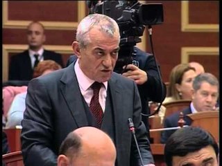 MIRATIMI I BUXHETIT NGA KUVENDI,DEPUTETET FINO DHE BRAÇE DEBAT PER 4 VENDE PUNE LAJM